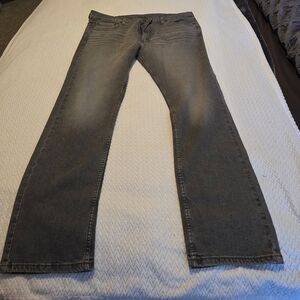 Men's Gray Straight-Leg Jeans - Classic Everyday Style